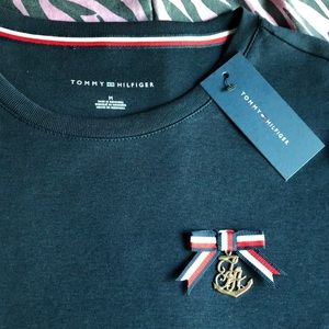 ❌🚨🚨SOLD🚨🚨 ❌Tommy Hilfiger 3/4 sleeve shirt ✨